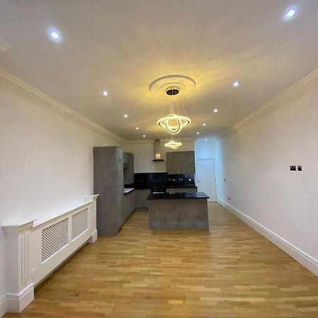 Luxury Apartment Apt4 Wolverhampton Eksteriør bilde